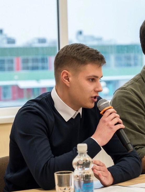 Родион Фаустов